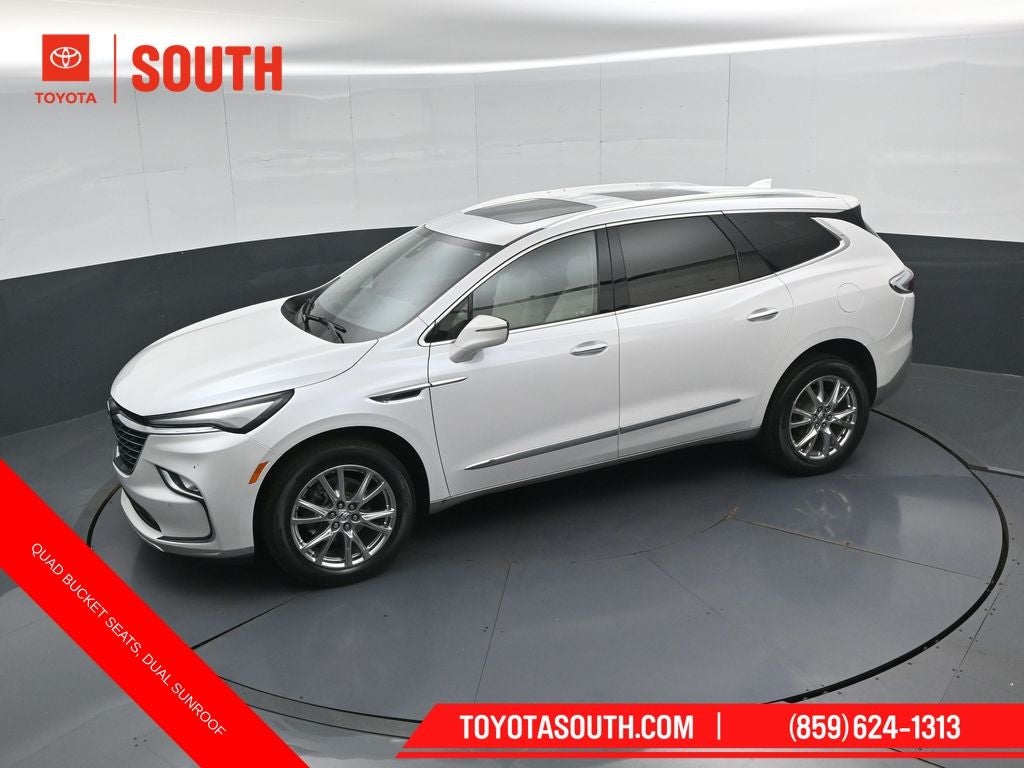 2023 Buick Enclave Essence