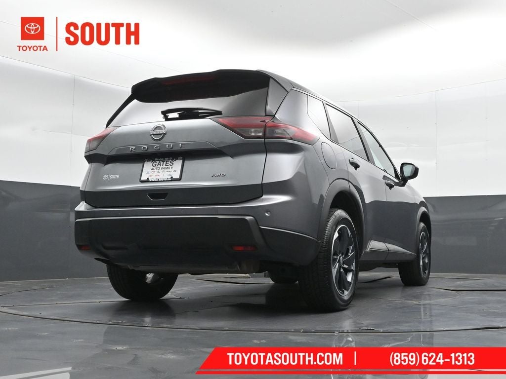 2025 Nissan Rogue SV