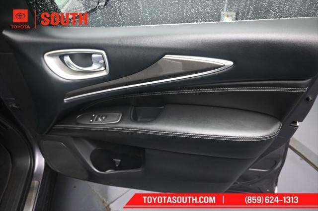 2017 INFINITI QX60 Base