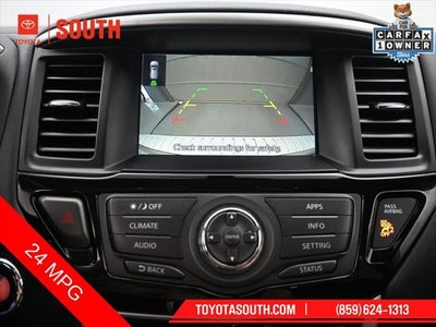 2020 Nissan Pathfinder S