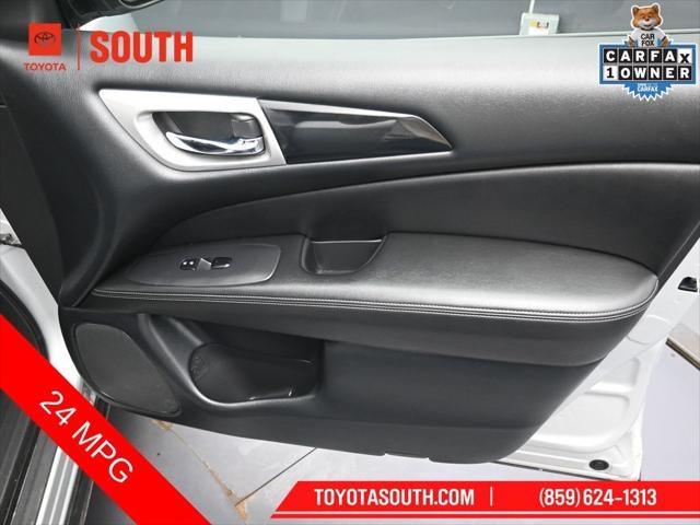 2020 Nissan Pathfinder S