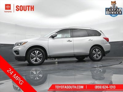 2020 Nissan Pathfinder S