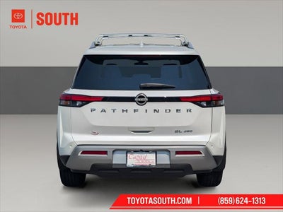 2025 Nissan Pathfinder SL