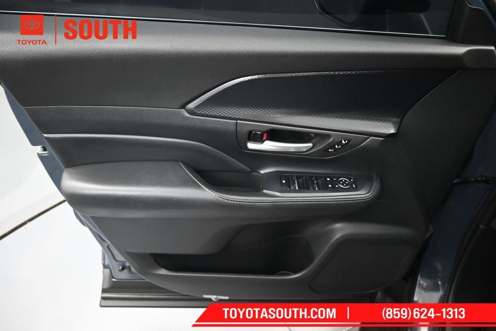2024 Toyota Grand Highlander Hybrid MAX Platinum
