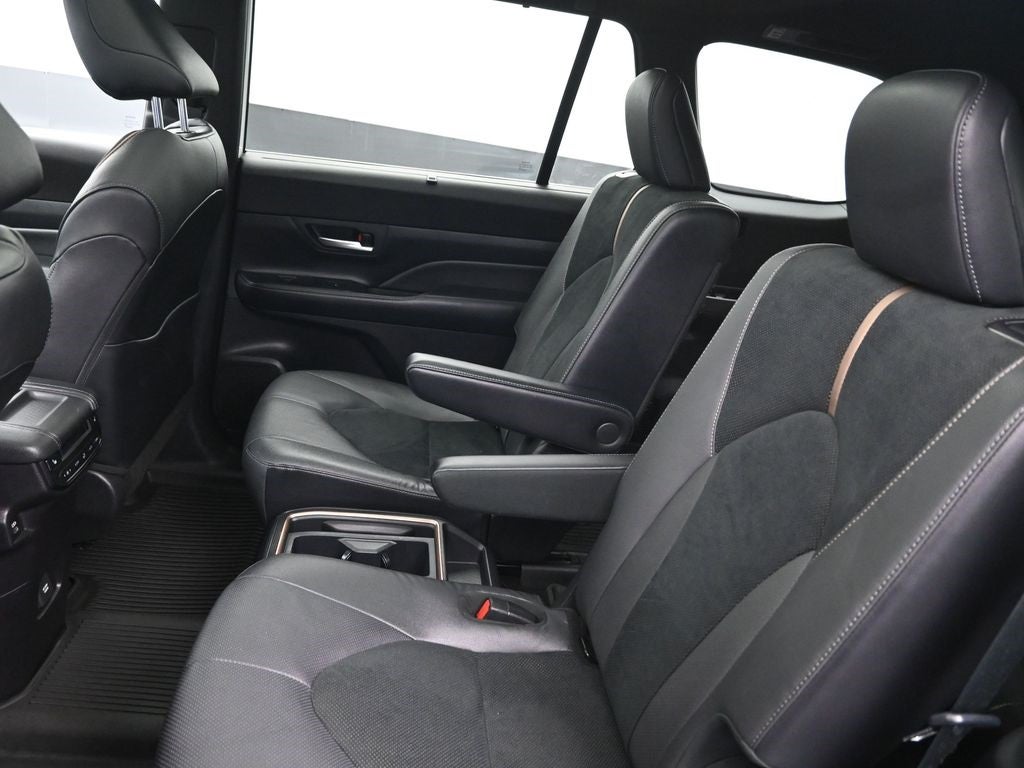 2024 Toyota Grand Highlander Hybrid MAX Platinum