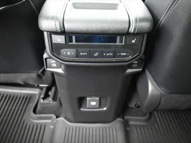 2024 Toyota Grand Highlander Hybrid MAX Platinum