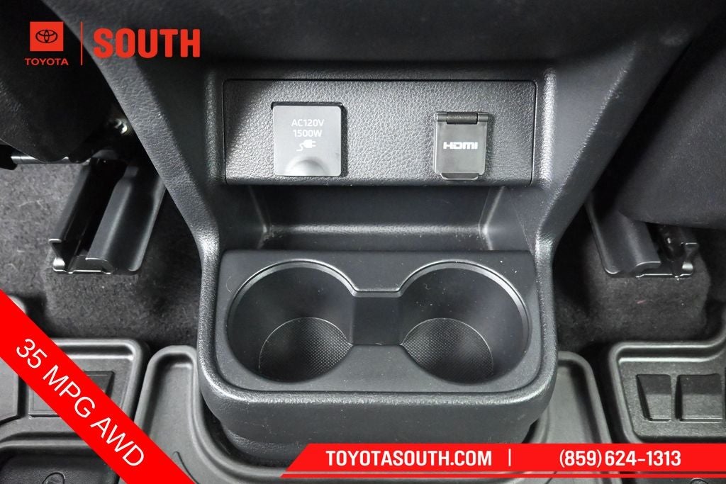 2023 Toyota Sienna XSE 7 Passenger