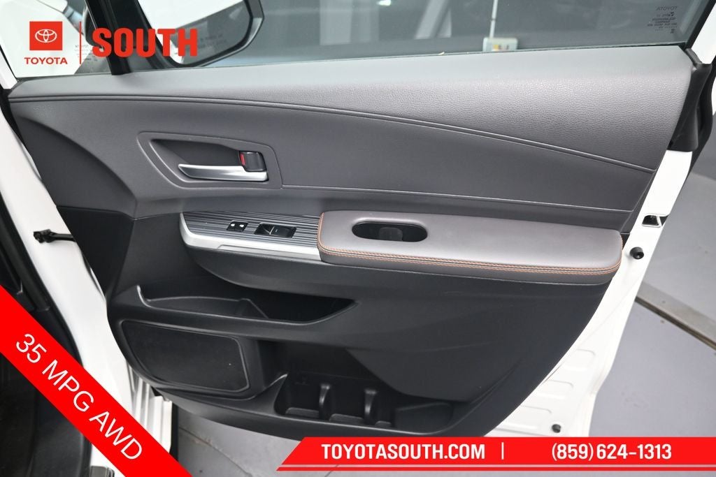 2023 Toyota Sienna XSE 7 Passenger