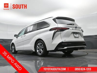 2023 Toyota Sienna XSE 7 Passenger