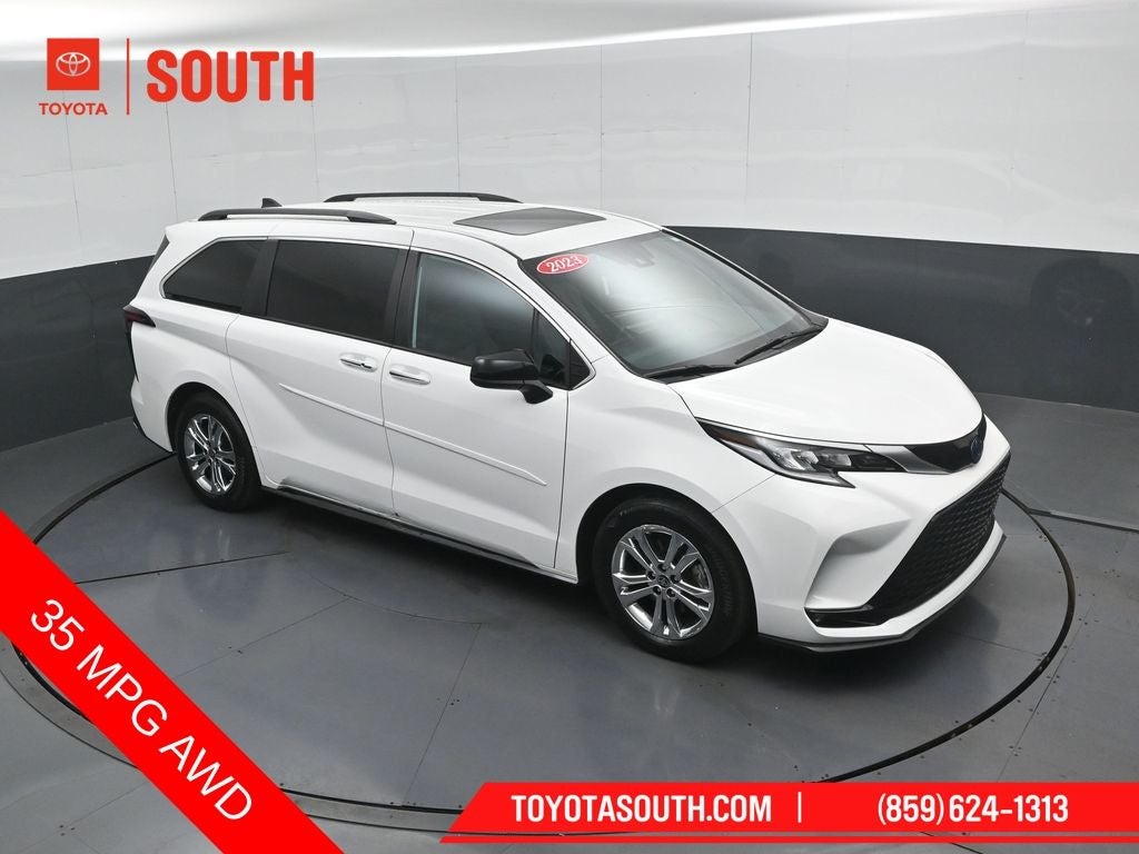 2023 Toyota Sienna XSE 7 Passenger