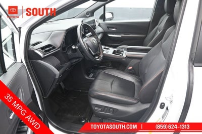 2023 Toyota Sienna XSE 7 Passenger