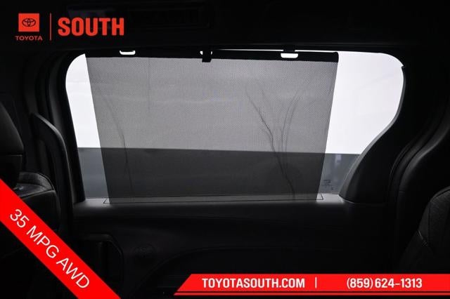 2023 Toyota Sienna XSE 7 Passenger