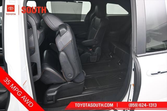 2023 Toyota Sienna XSE 7 Passenger