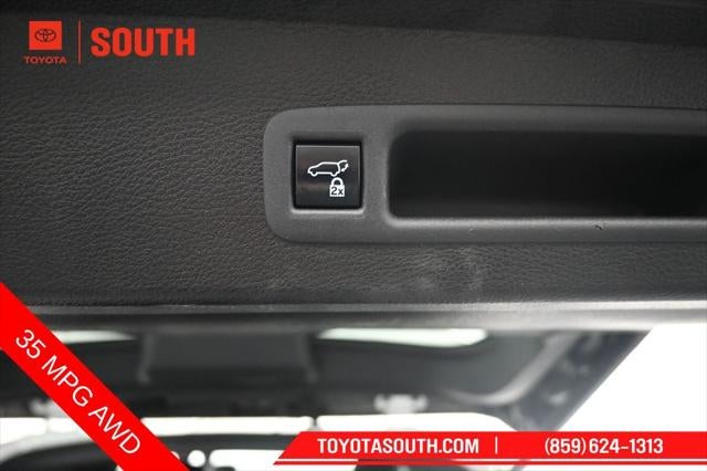 2023 Toyota Sienna XSE 7 Passenger
