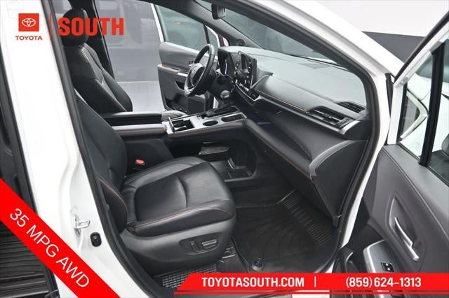 2023 Toyota Sienna XSE 7 Passenger