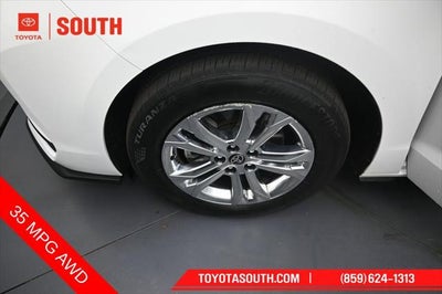 2023 Toyota Sienna XSE 7 Passenger