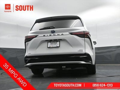 2023 Toyota Sienna XSE 7 Passenger