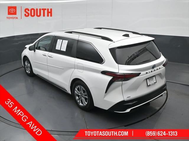 2023 Toyota Sienna XSE 7 Passenger