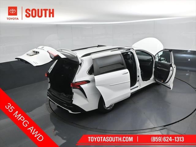 2023 Toyota Sienna XSE 7 Passenger