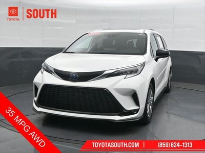 2023 Toyota Sienna XSE 7 Passenger