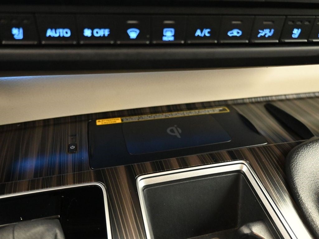 2024 Toyota Sienna Platinum 7 Passenger