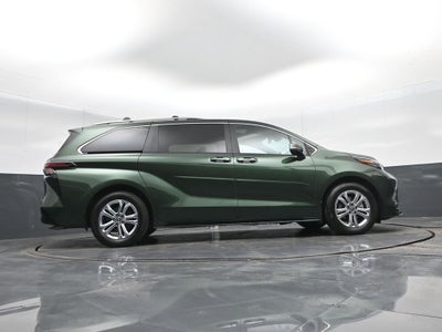 2024 Toyota Sienna Platinum 7 Passenger