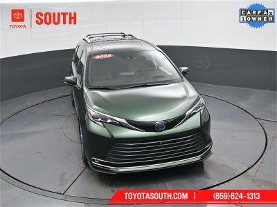 2024 Toyota Sienna Platinum 7 Passenger