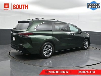 2024 Toyota Sienna Platinum 7 Passenger