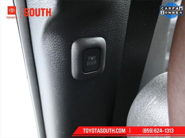 2024 Toyota Sienna Platinum 7 Passenger