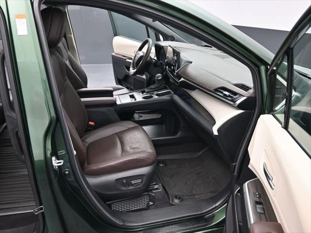 2024 Toyota Sienna Platinum 7 Passenger