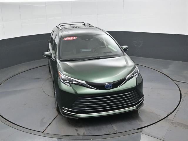 2024 Toyota Sienna Platinum 7 Passenger
