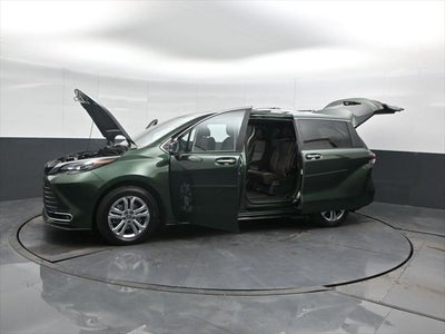 2024 Toyota Sienna Platinum 7 Passenger