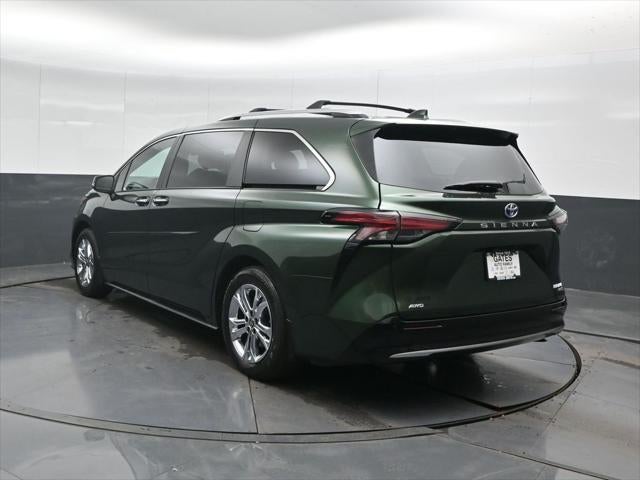 2024 Toyota Sienna Platinum 7 Passenger