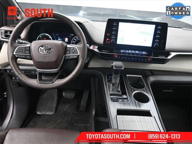 2024 Toyota Sienna Platinum 7 Passenger