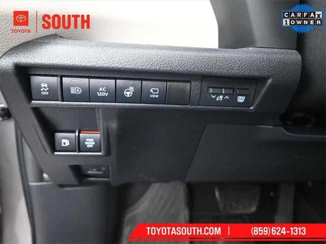 2024 Toyota Sienna Platinum 7 Passenger