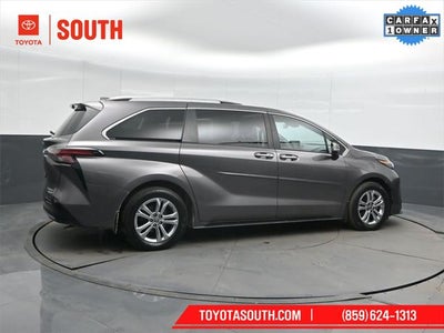 2024 Toyota Sienna Platinum 7 Passenger
