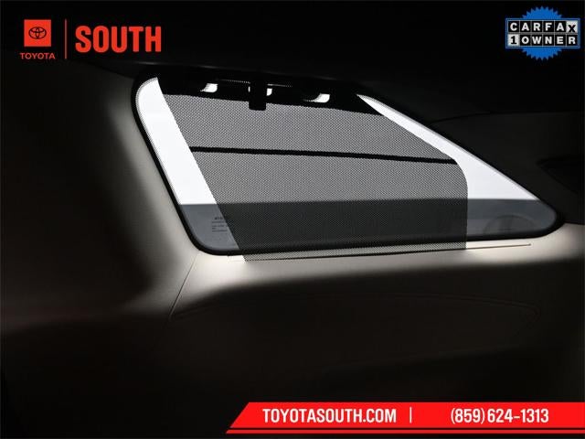 2024 Toyota Sienna Platinum 7 Passenger