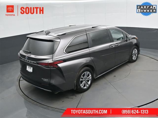 2024 Toyota Sienna Platinum 7 Passenger