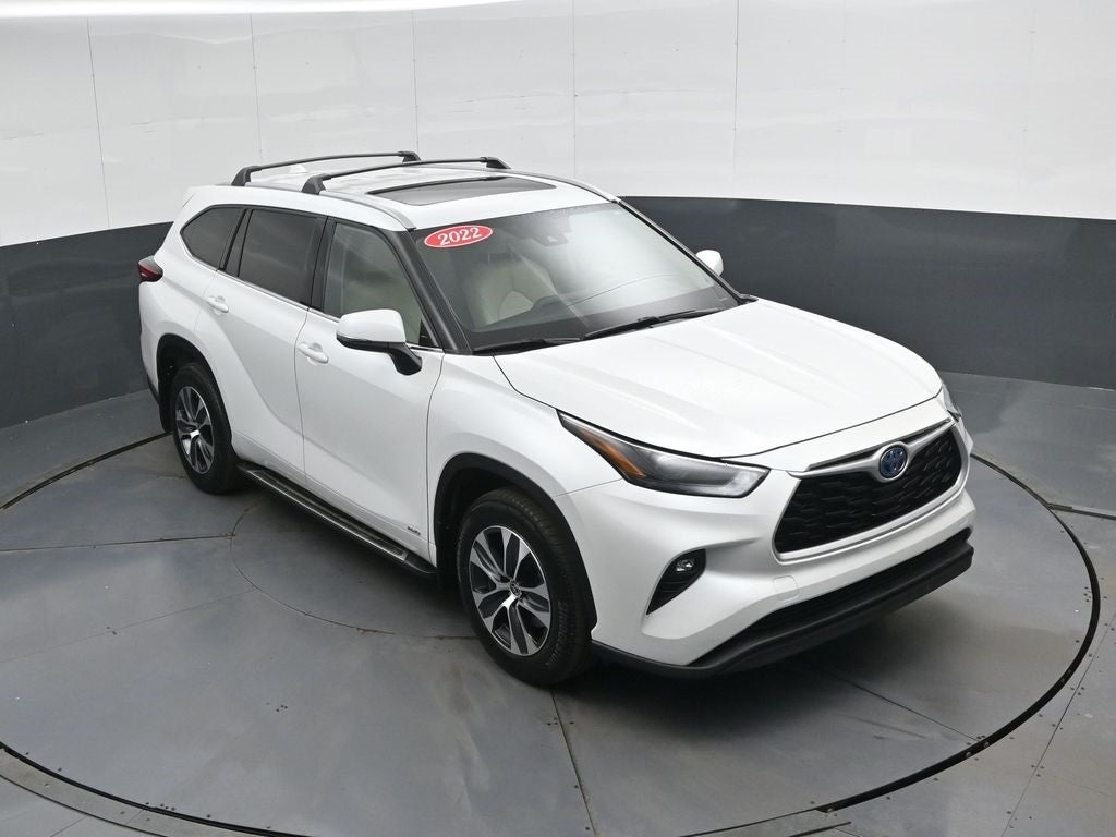 2022 Toyota Highlander Hybrid XLE