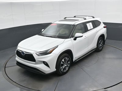 2022 Toyota Highlander Hybrid XLE