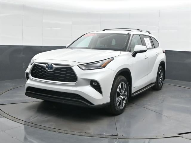 2022 Toyota Highlander Hybrid XLE