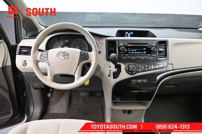 2014 Toyota Sienna LE 7 Passenger