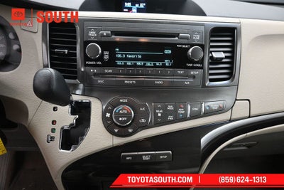 2014 Toyota Sienna LE 7 Passenger