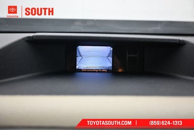 2014 Toyota Sienna LE 7 Passenger