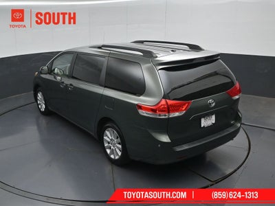 2014 Toyota Sienna LE 7 Passenger