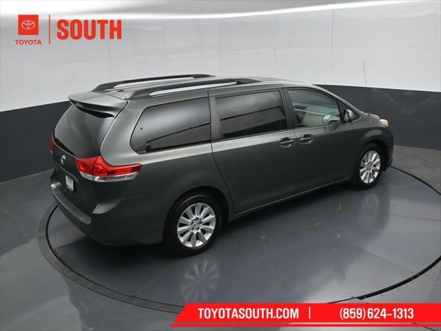 2014 Toyota Sienna LE 7 Passenger