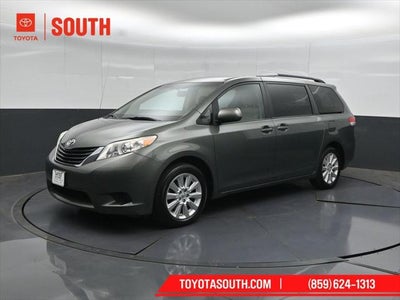 2014 Toyota Sienna LE 7 Passenger