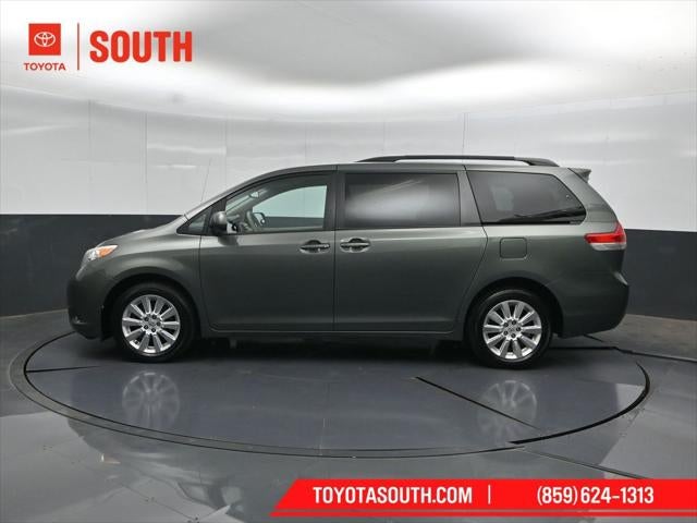 2014 Toyota Sienna LE 7 Passenger
