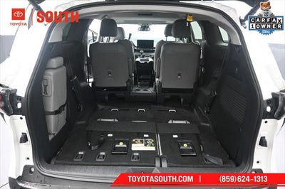 2025 Toyota Sienna XLE 7 Passenger
