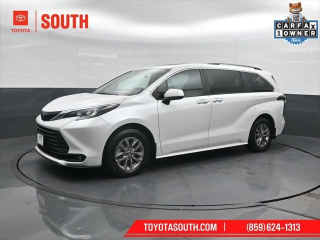 2025 Toyota Sienna XLE 7 Passenger